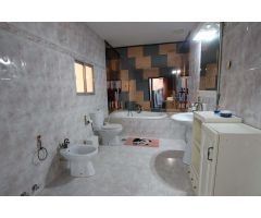 Ámplio y luminoso piso de 4 dormitorios con patio privado ¡Listo para entrar a vivir!
