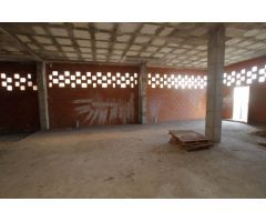 LOCAL COMERCIAL  EN MONTIJO