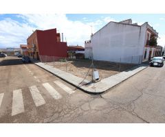 Solar urbano en Montijo.