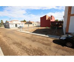Solar urbano en Montijo.