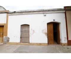 Vivienda céntrica para reformar en Montijo