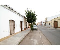 Vivienda céntrica para reformar en Montijo