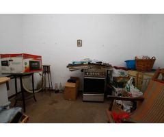 Vivienda céntrica para reformar en Montijo