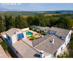 ¡Descubre el encantador Cortijo La Almunia!