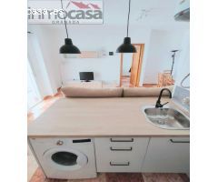 590  euros,  piso de dos dormitorios,  amueblado, con balcon.