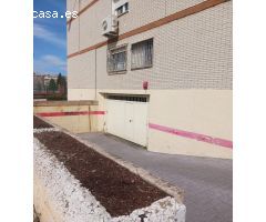 SE ALQUILA PLAZA DE PARKING