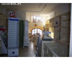 Local comercial en Alquiler en Segovia, Segovia
