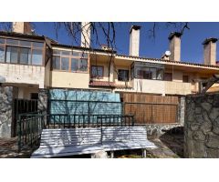 Terraced Houses en Venta en Trescasas, Segovia