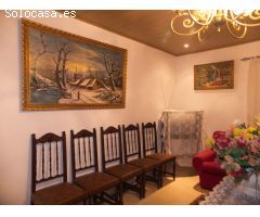 ¡Descubre tu comodidad y privacidad en esta espectacular casa con terreno en Moraleda de Zafayona!