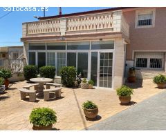 VIVIENDA CON 170.000 M2 DE TERRENO EN MONÓVAR-ALICANTE