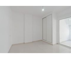 PISO REFORMADO CERCA DE LA PLAYA DEL CURA