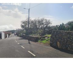 TERRENO URBANO CON CONSTRUCCION A REFORMAR