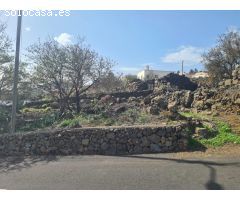 TERRENO URBANO CON CONSTRUCCION A REFORMAR