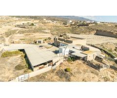 OPORTUNIDAD ÚNICA: SE VENDE AMPLIA FINCA RÚSTICA EN LOS BLANQUITOS, GRANADILLA
