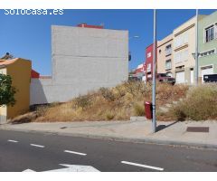 Solar Urbano en esquina con Vistas al Mar, en la Mejor Zona de Los Alisios, ¡Ideal para Tu Vivienda!