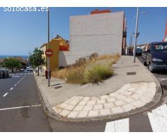 Solar Urbano en esquina con Vistas al Mar, en la Mejor Zona de Los Alisios, ¡Ideal para Tu Vivienda!