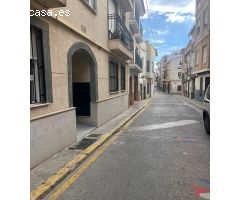 ¡Oportunidad única para construir tu hogar soñado en el corazón de Llíria!