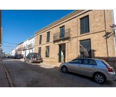 CASA SINGULAR EN HINOJOS