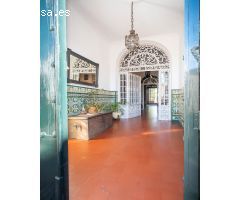 CASA SINGULAR EN HINOJOS