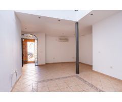 CASA EN GELVES