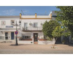 ¡Gran INVERSIÓN en el centro de Espartinas!