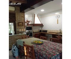 VENTA DE CHALET URBANO Y APARTAMENTO CON SÓTANO