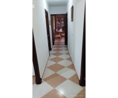 PISO CENTRICO EN CHICLANA DE LA FRONTERA