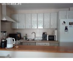VENTA DE PISO CON ASCENSOR Y PLAZA DE GARAJE