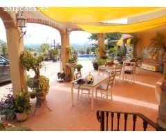 Villa en Venta en El Olivar, Valencia
