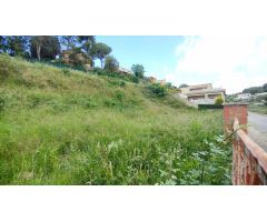 Terreno de 1600m2 en Venta en Sant Muç, Rubí