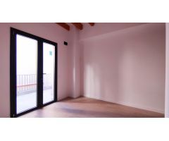Nueva Casa en Pleno Centro Peatonal de Rubí