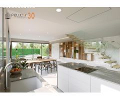 Chalet con piscina privada de 3 dormitorios y 2 baños en San Juan (Alicante)