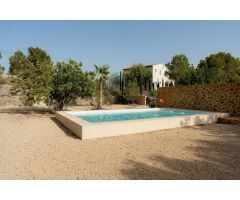 Casa integrada con la naturaleza a menos de 2 Km. de Finestrat