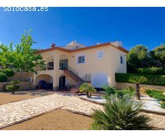 Espectacular casa independiente en plena montaña con parcela de más de 2.000 m² en Chirles