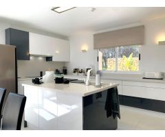 Espectacular casa independiente en plena montaña con parcela de más de 2.000 m² en Chirles