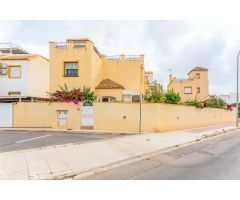 Chalet en Venta en Orihuela Costa, Alicante