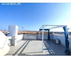 BUNGALOW PLANTA ALTA CON SOLÁRIUM, PISCINA  Y VISTAS DESPEJADAS