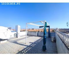 BUNGALOW PLANTA ALTA CON SOLÁRIUM, PISCINA  Y VISTAS DESPEJADAS