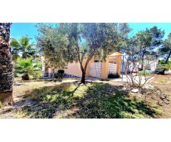 ???? FANTÁSTICO CHALET INDEPENDIENTE EN LOS BALCONES – TORREVIEJA