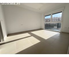 Chalet en complejo residencial en Almerimar.