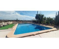 CHALET EN PEÑA LAS AGUILAS