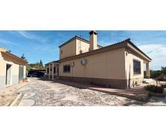 CHALET EN PEÑA LAS AGUILAS