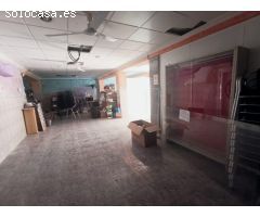 SE VENDE LOCAL COMERCIAL PLAZA APARADORAS