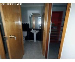 SE VENDE LOCAL COMERCIAL PLAZA APARADORAS
