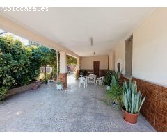 Encantadora Casa Rústica en Algoda, Elche: Un Refugio de Naturaleza y Confort