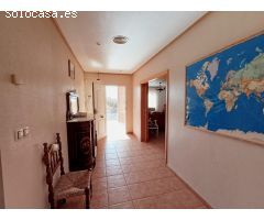 Exclusivo Chalet Seminuevo en Jubalcoy, Elche