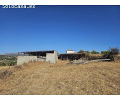 Encantador Cortijo Rústico en Ronda con Amplia Parcela