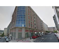 Local comercial en Venta en Lugones, Lugo