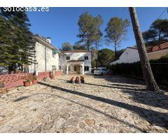 Encantador Chalet en La Drova – Amplio, Luminoso y en Entorno Natural