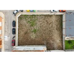 Oportunidad única de inversión – Terreno urbano en esquina de 700 m² en el corazón de Palma de Gandi